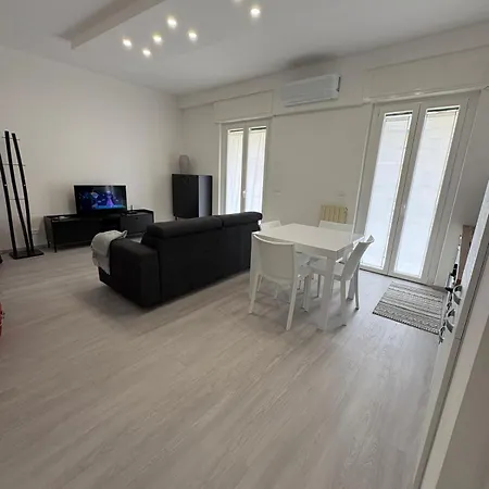 Апартаменти Rb - Center - Санремо