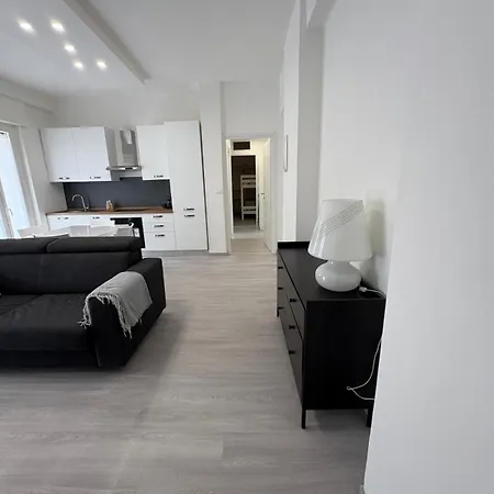 Apartment Rb - Center -